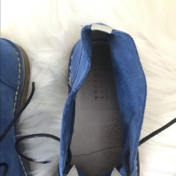 Barney’s Blue suede booties - Picture 3 of 4